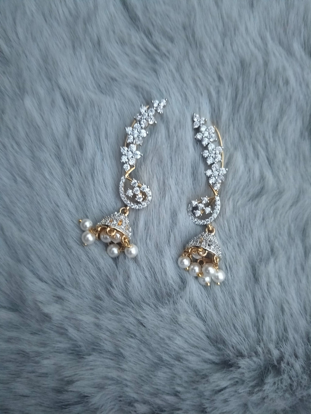 Earcuffs with jhumka