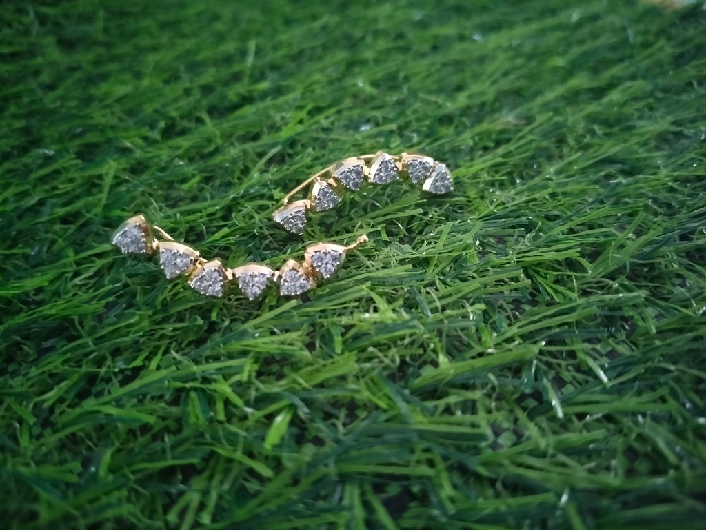 Ear cuffs (1 pair)